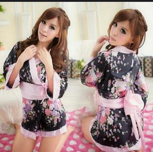 Woman's sexy lingerie Rob